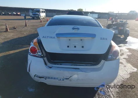 2011 Nissan Altima 2.5 S z USA, uszkodzony, nr VIN 1N4AL2AP2BN435875